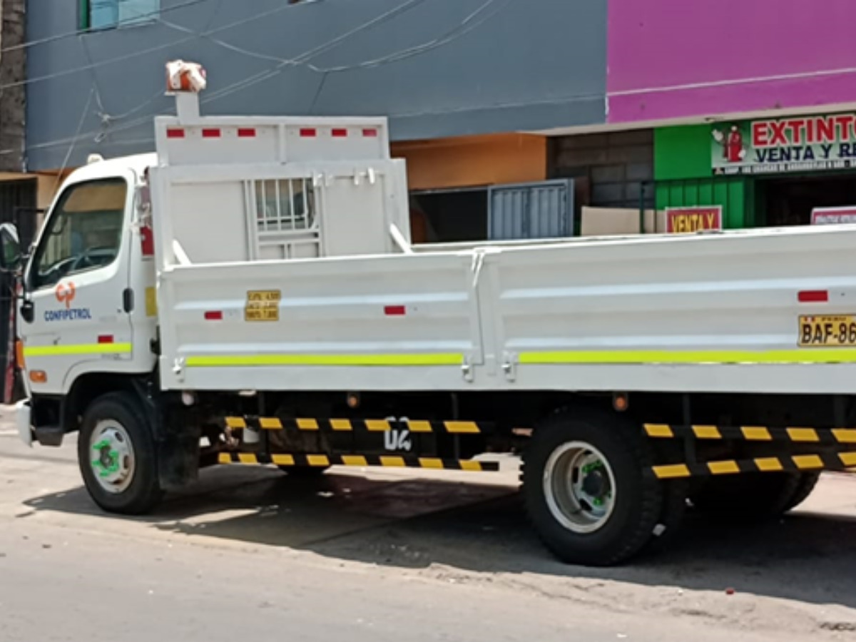 Camiones baranda Rebatible de 6 a 8 Ton